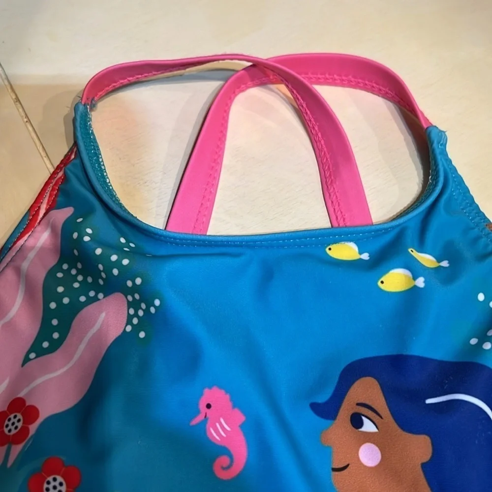 Girls 4-5Y one piece bathing suit NWOT